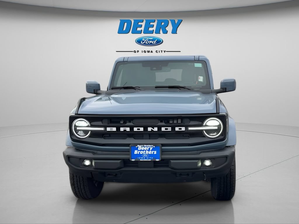 Used 2025 Ford Bronco Outer Banks AWD/4WD image 3
