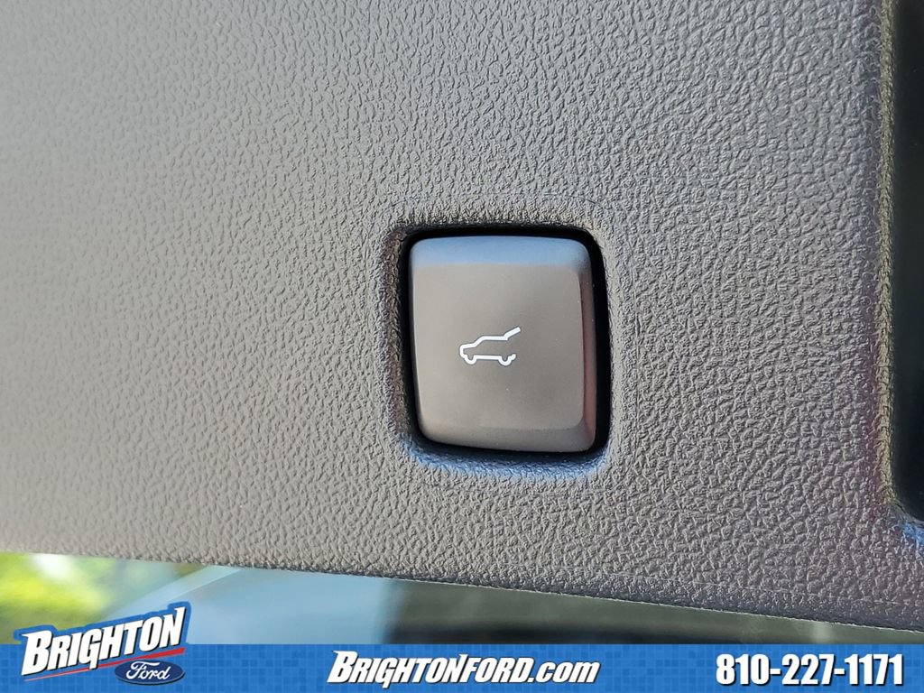 Certified 2023 Ford Escape ST-Line w/ Tech Pack #1 AWD/4WD image 10