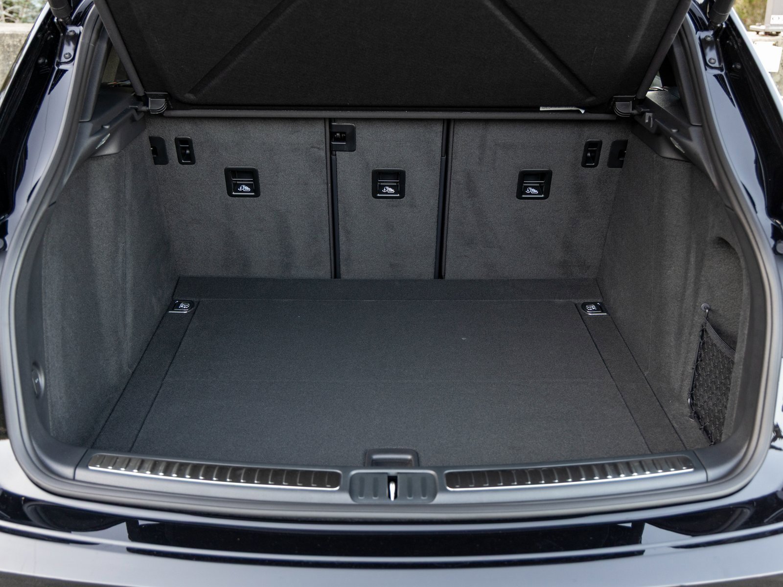 New 2026 Porsche Macan image 41