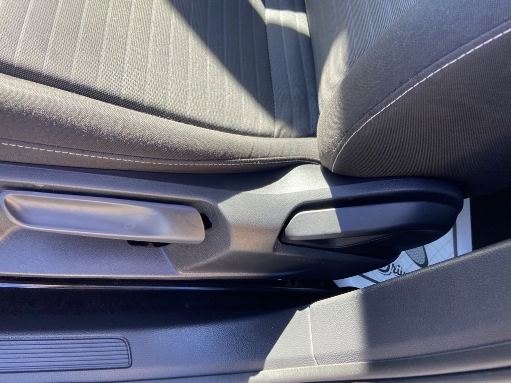 Used 2024 Volkswagen Jetta S image 10