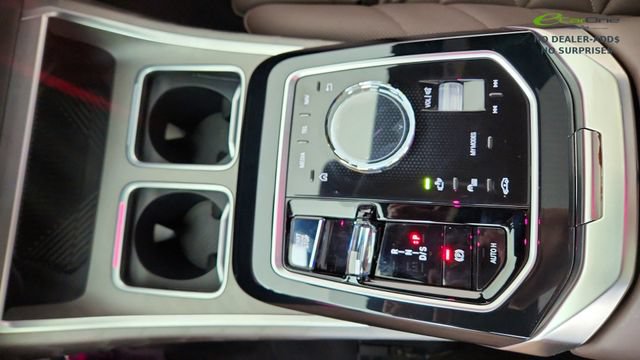 Used 2023 BMW 740i w/ Parking Assistance Package RWD image 49