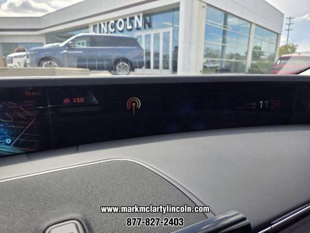 New 2026 Lincoln Nautilus Premier w/ Equipment Group 102A AWD/4WD image 20