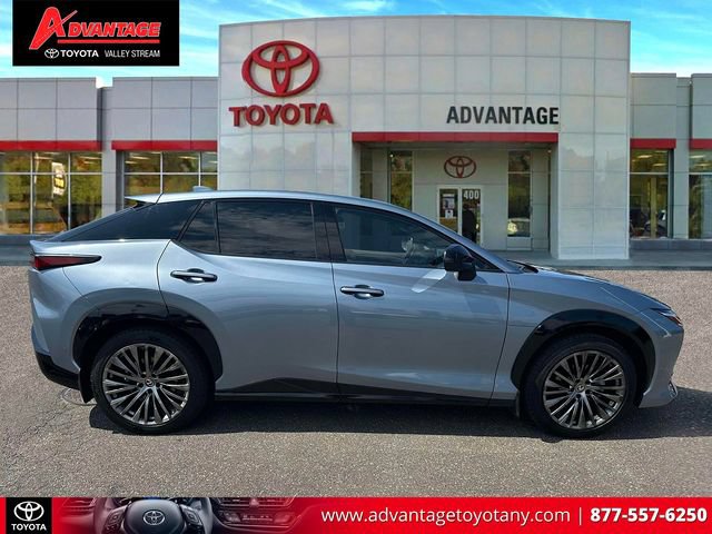 Used 2023 Lexus RZ 450e Premium w/ Accessory Package (2T) AWD/4WD image 5