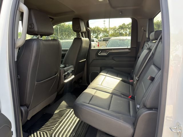Used 2026 Chevrolet Silverado 2500 LTZ w/ LTZ Convenience Package AWD/4WD image 14