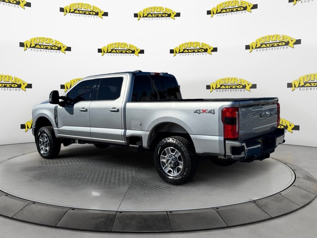 Used 2024 Ford F350 Lariat image 3