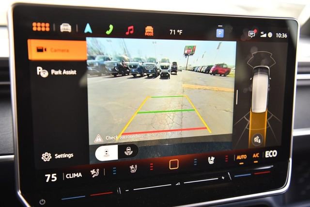 New 2025 Volkswagen ID. Buzz Pro S image 13