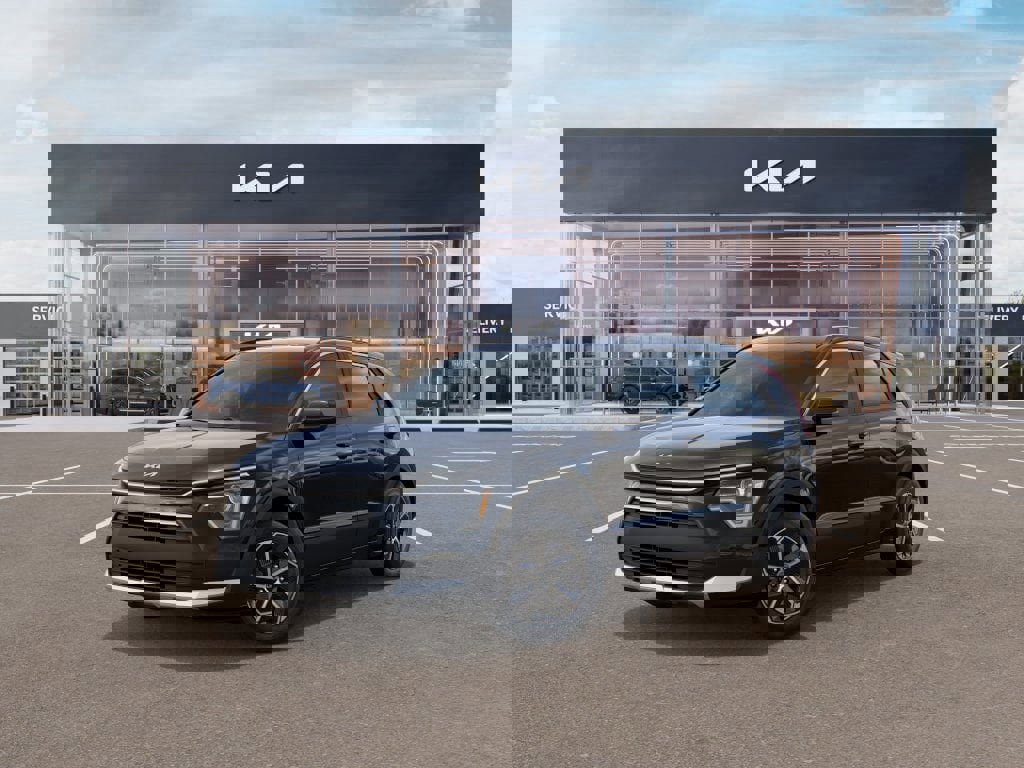 New 2025 Kia Niro LX