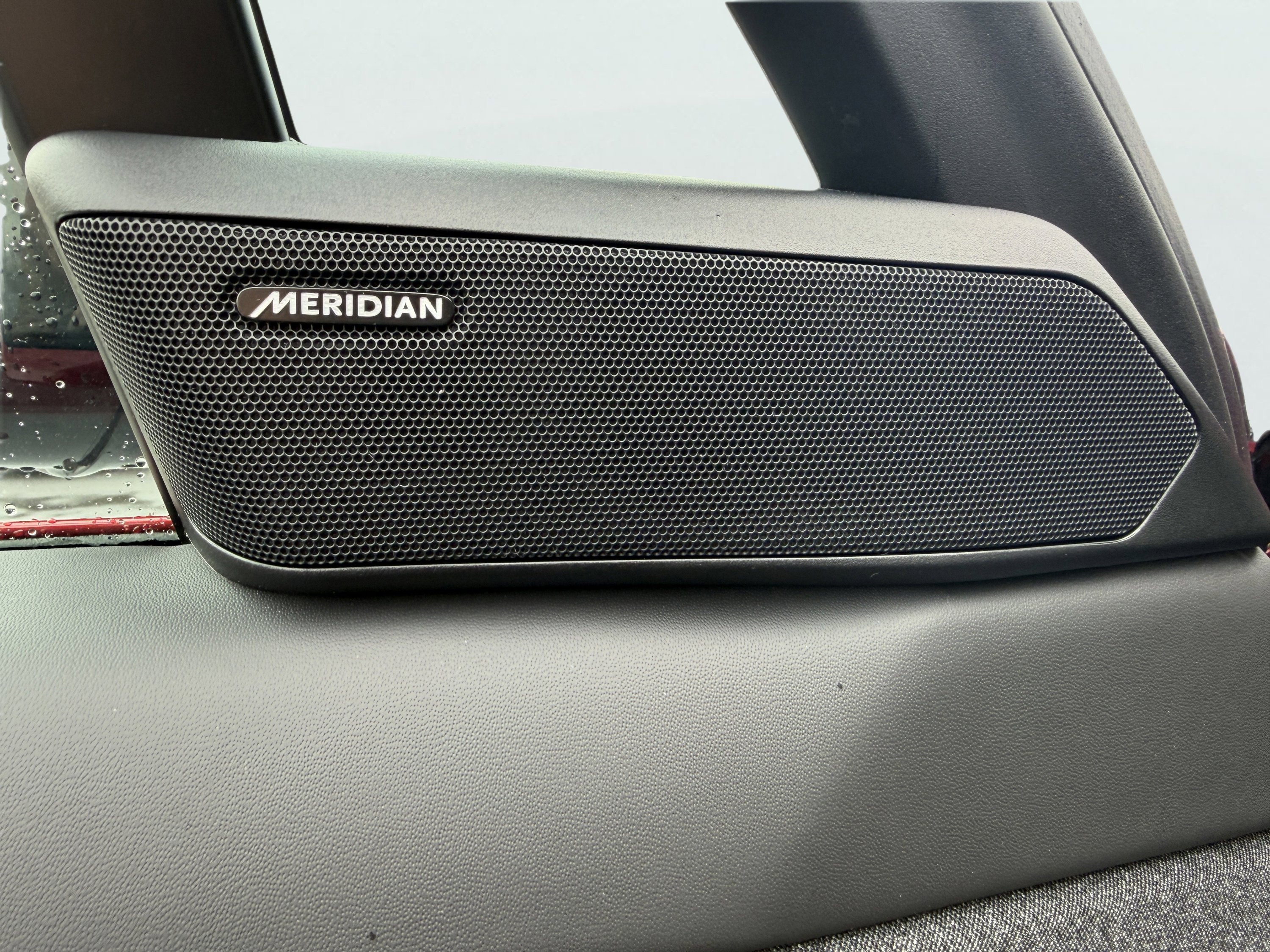 Used 2024 Land Rover Range Rover Sport SE image 36