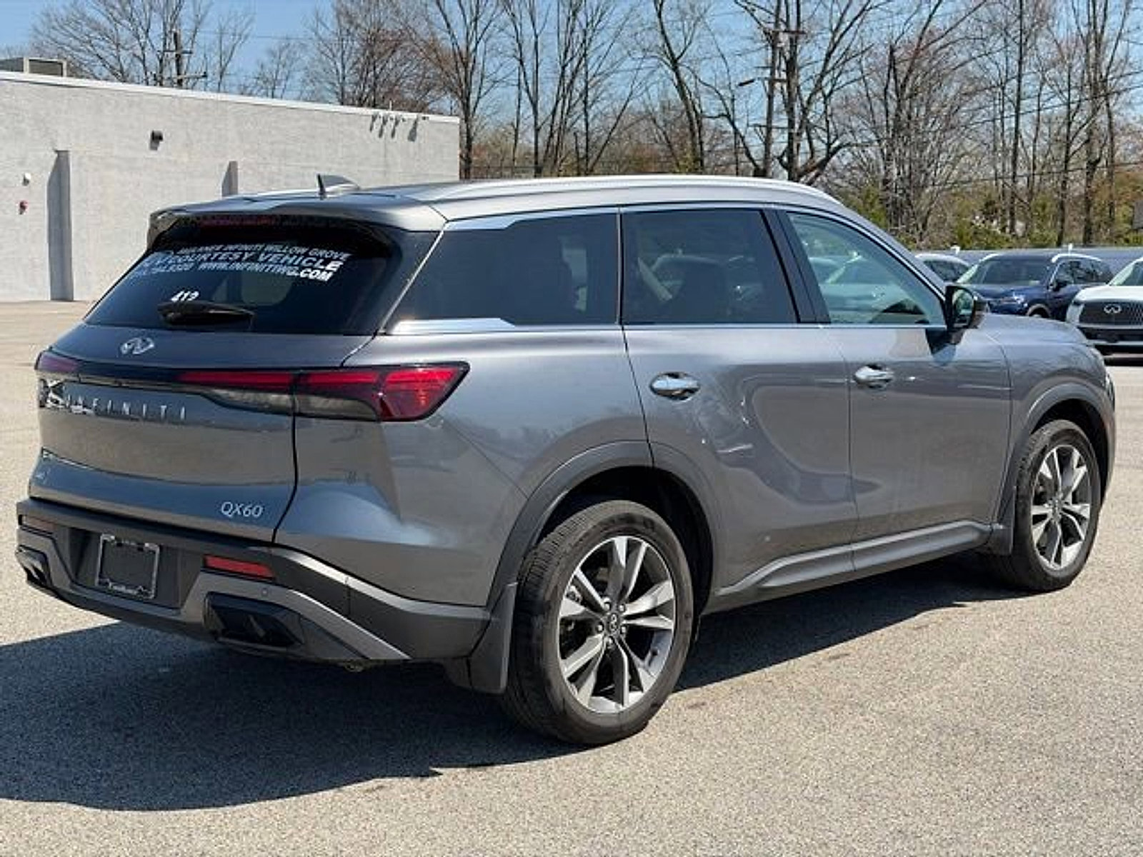 Certified 2025 INFINITI QX60 Luxe image 7