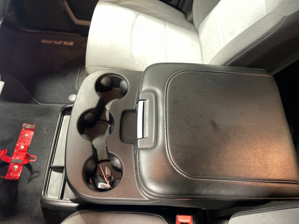 Used 2024 RAM 3500 Big Horn image 23