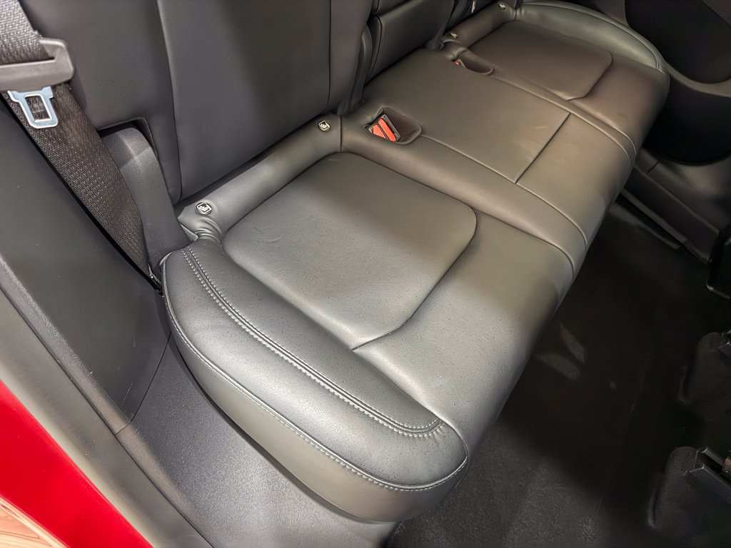 Used 2022 Tesla Model Y Long Range AWD/4WD image 26