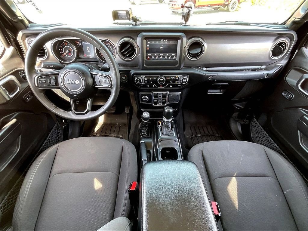 Used 2023 Jeep Gladiator Sport AWD/4WD image 20