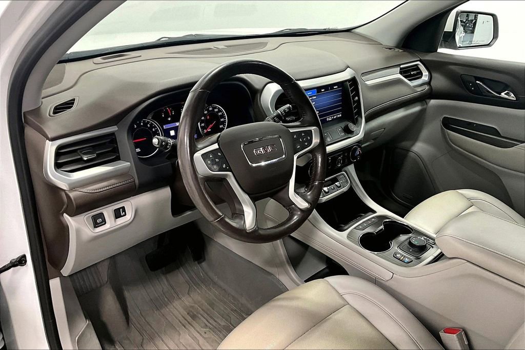 Used 2022 GMC Acadia SLT w/ Preferred Package FWD image 13