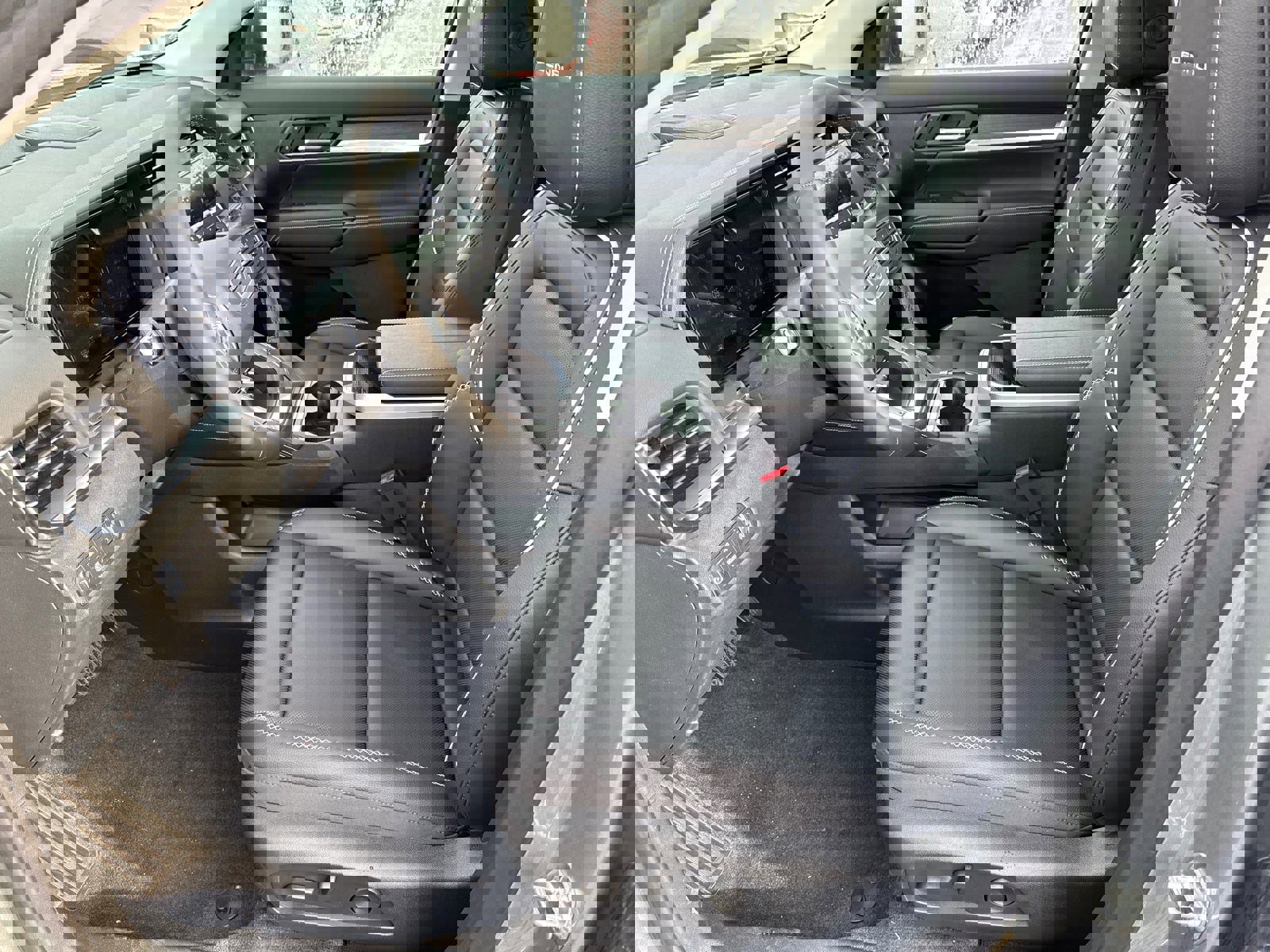 Used 2026 GMC Terrain Denali w/ LPO, Black Badging Package image 25