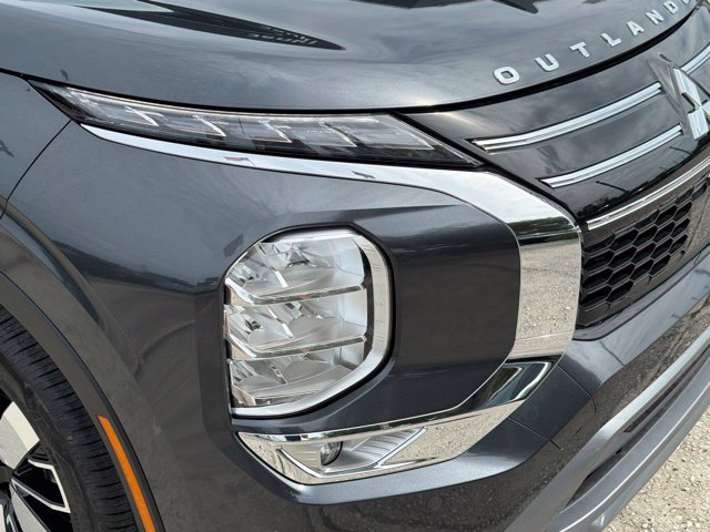 New 2026 Mitsubishi Outlander SE FWD image 9