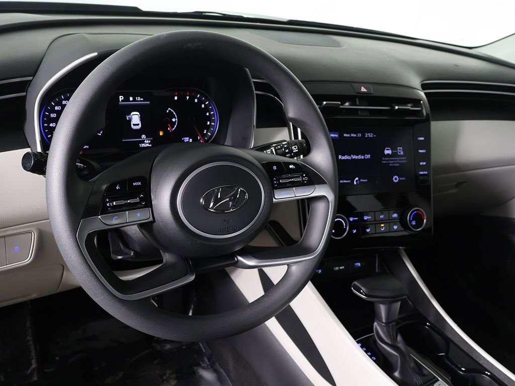 Used 2024 Hyundai Tucson SE image 24
