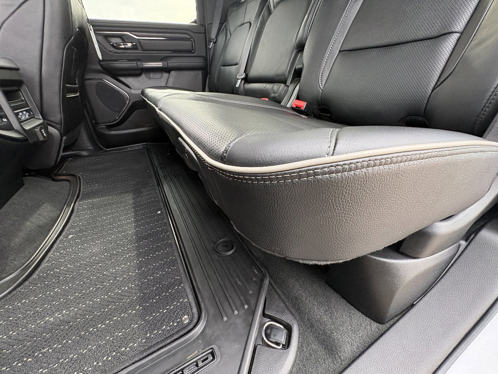 Used 2022 RAM 1500 Limited w/ Cold Weather Group image 20