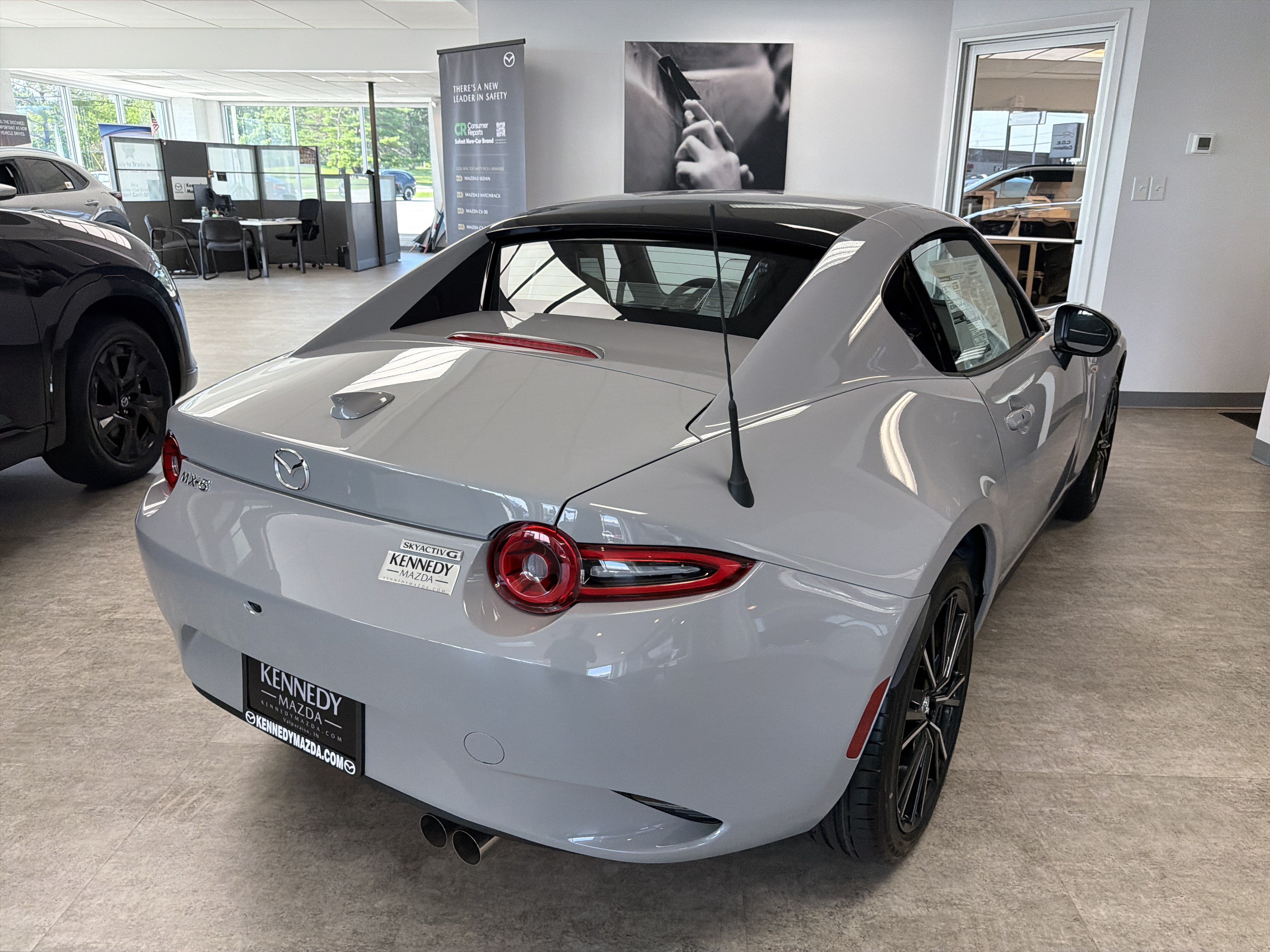 New 2026 MAZDA MX-5 Miata RF Grand Touring w/ Weather Package RWD image 4