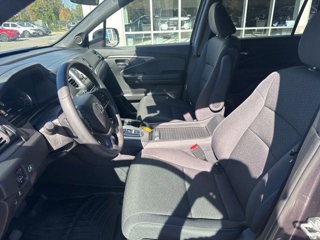 Certified 2019 Honda Passport Sport image 16