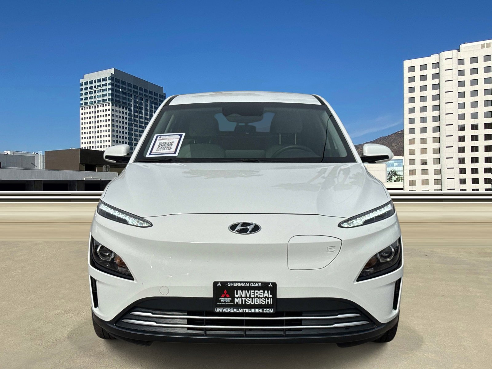Used 2023 Hyundai Kona SE FWD image 2