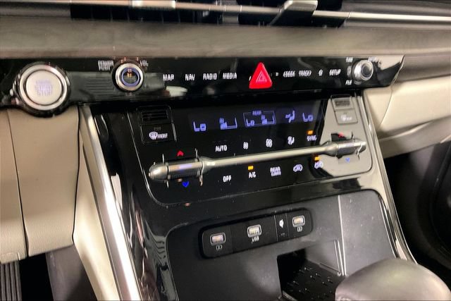 Certified 2024 Kia Carnival SX FWD image 13