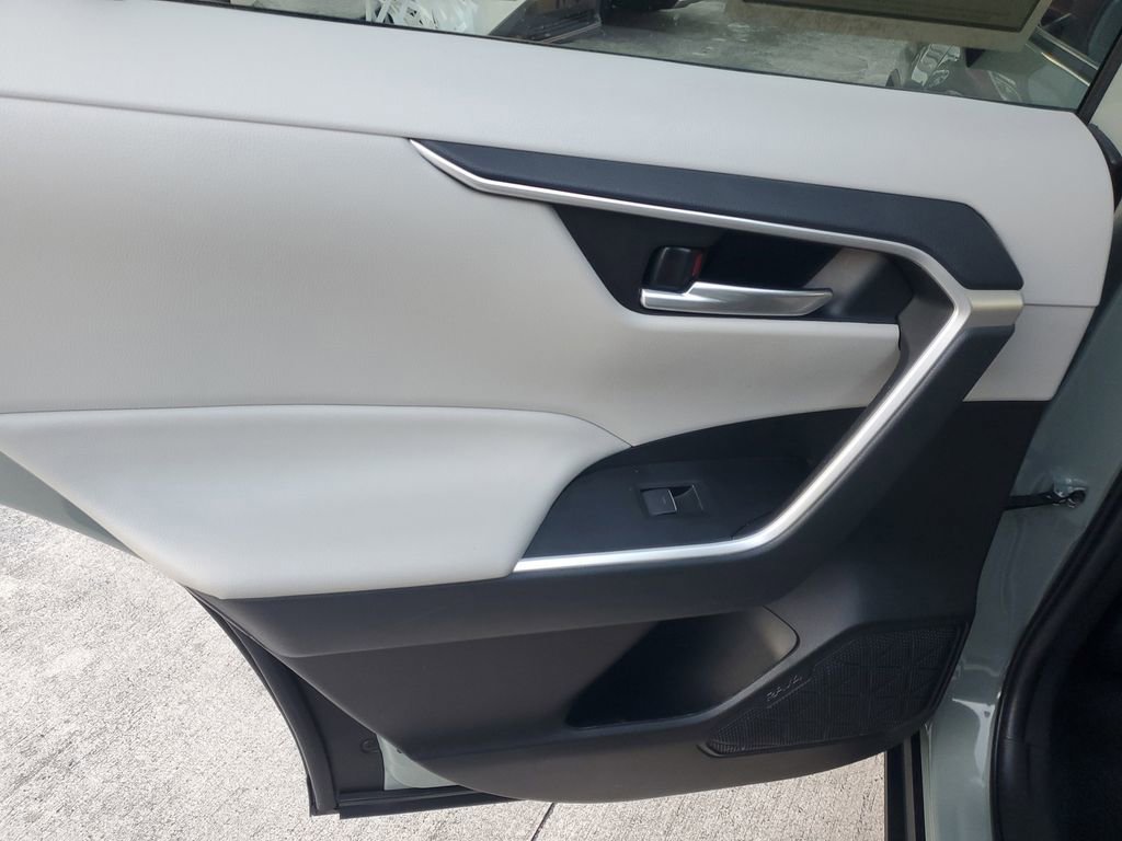 Certified 2023 Toyota RAV4 XLE w/ Convenience Package image 14
