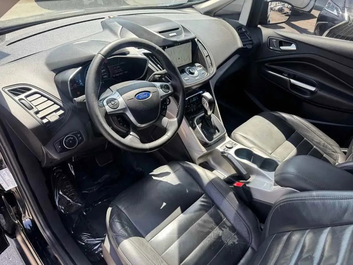 Used 2016 Ford C-MAX Energi SEL w/ Equipment Group 301A FWD image 8