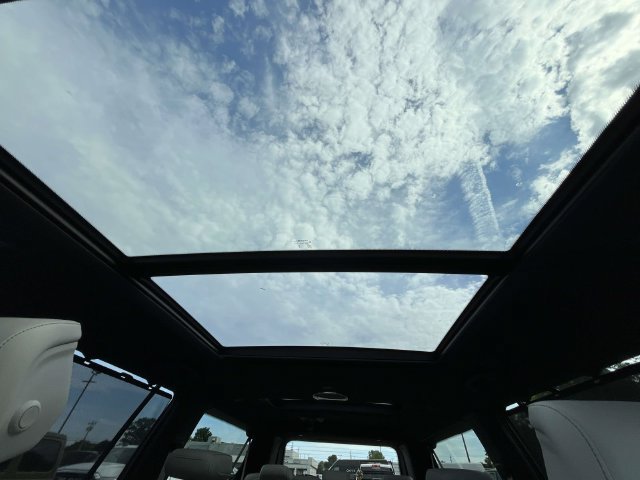 New 2026 Jeep Grand Wagoneer L Limited AWD/4WD image 38