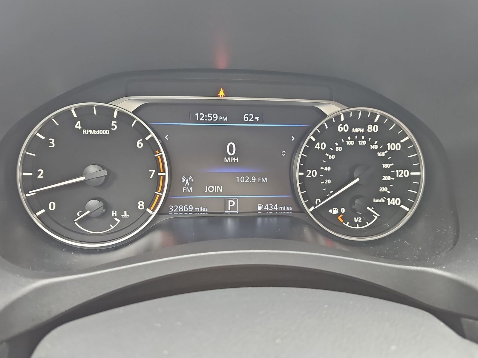 Used 2025 Nissan Altima 2.5 SV image 9