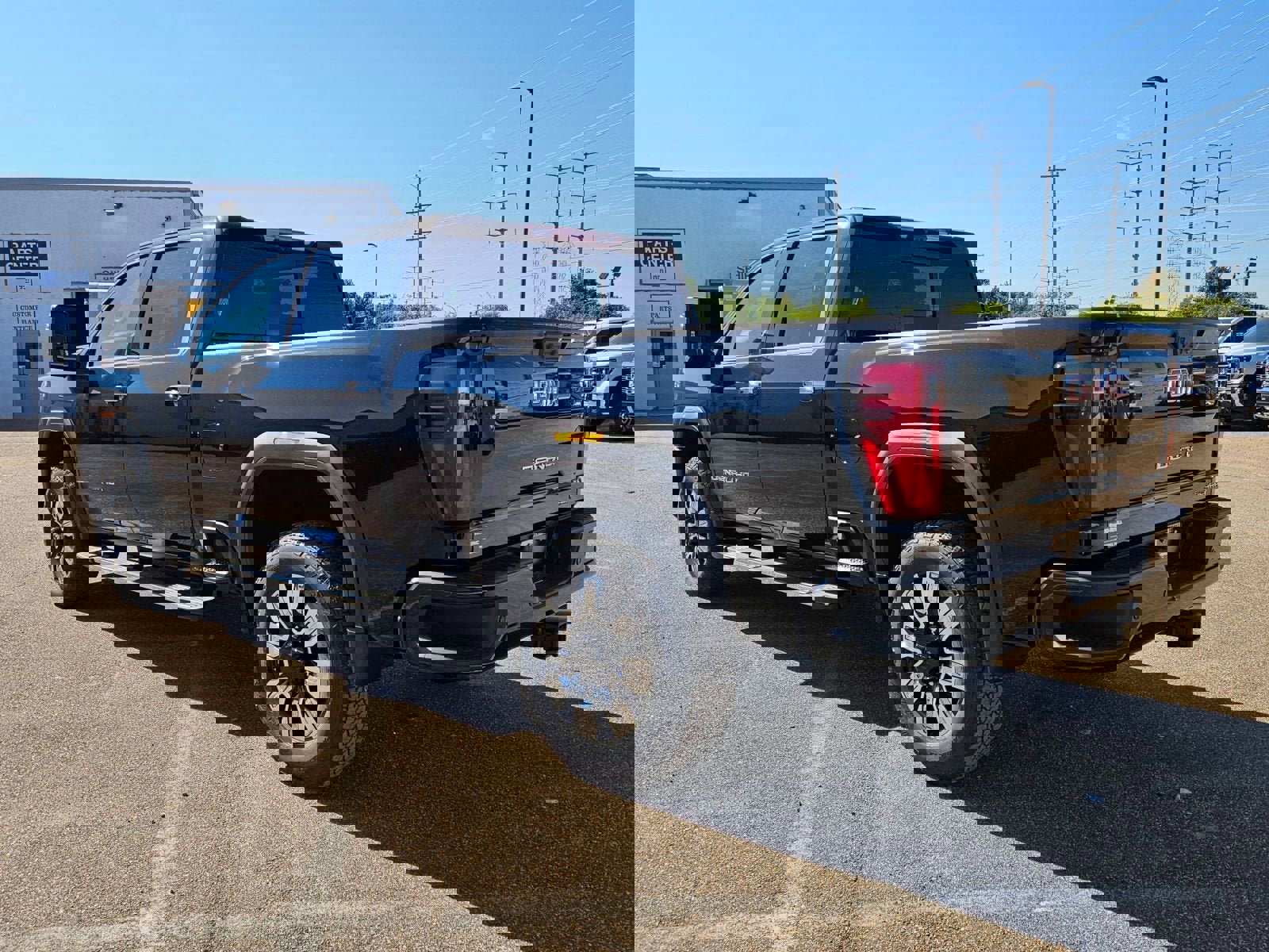 New 2026 GMC Sierra 2500 Denali w/ Denali Reserve Package image 3