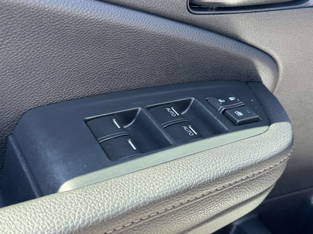 Certified 2023 Honda Passport EX-L image 15