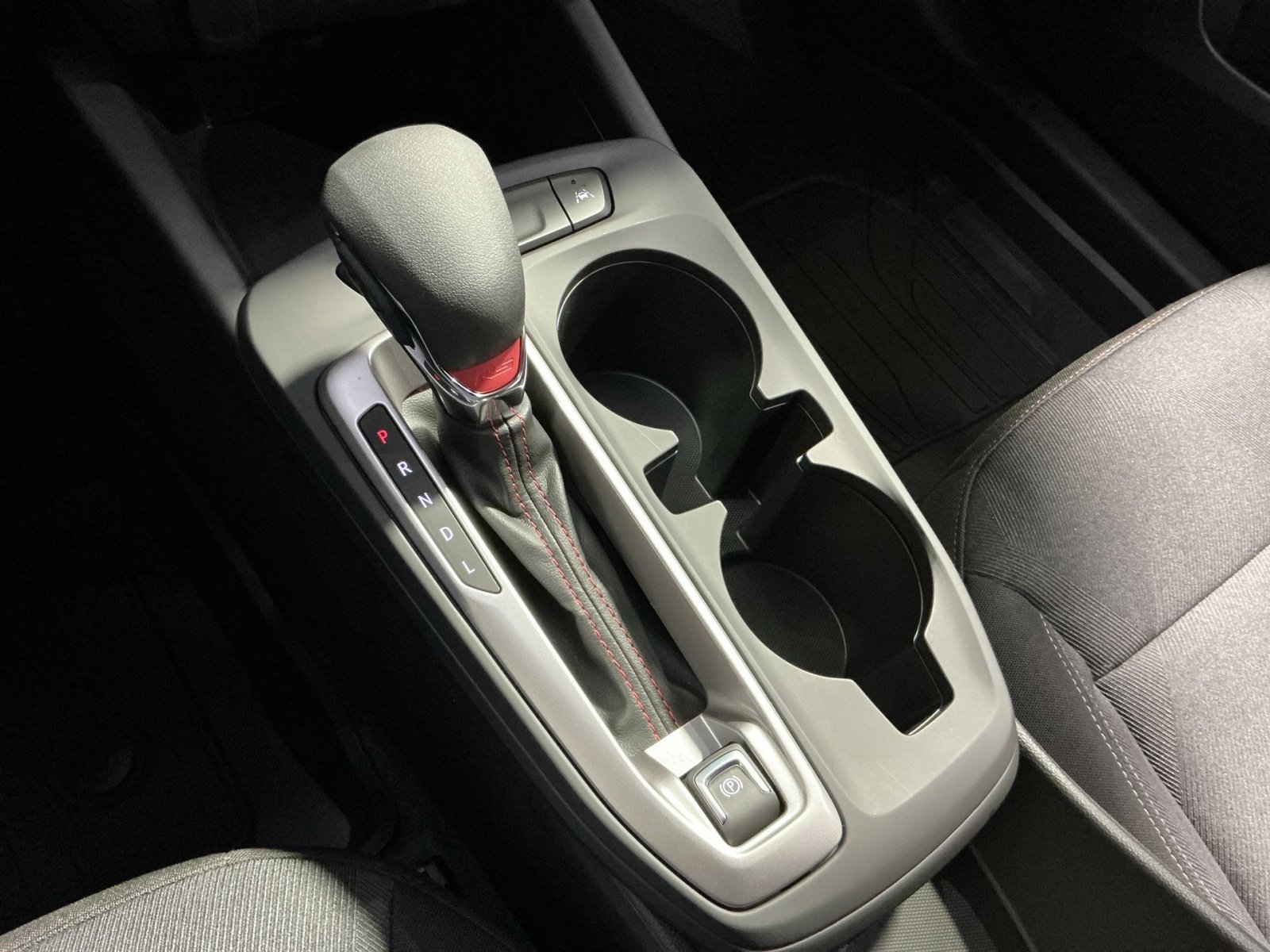 New 2026 Chevrolet Trax RS w/ Sunroof Package image 30