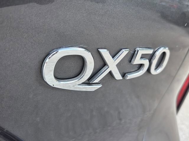 Certified 2023 INFINITI QX50 Luxe image 16