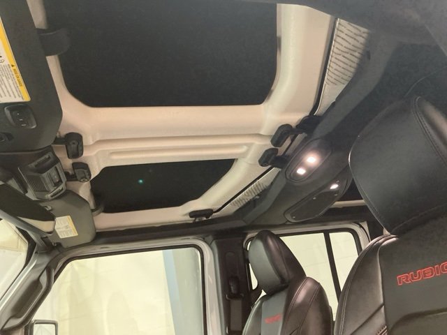 Used 2024 Jeep Wrangler Unlimited Rubicon w/ Technology Group image 22