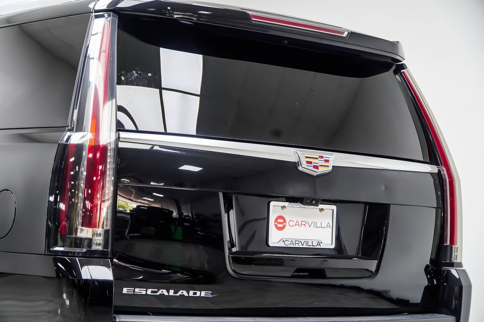Used 2020 Cadillac Escalade Luxury RWD image 15