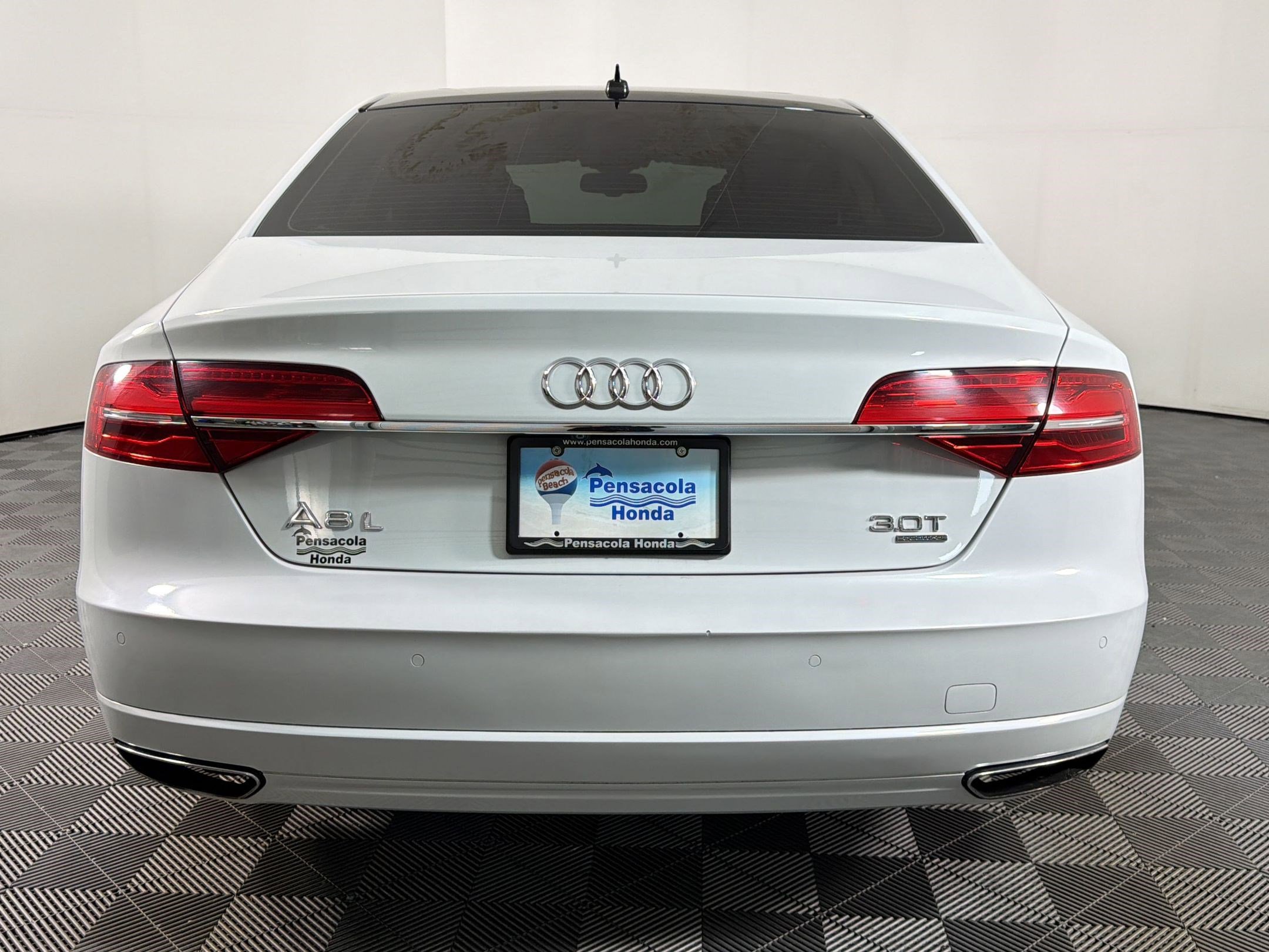 Used 2018 Audi A8 L 3.0T w/ Executive Package AWD/4WD image 7