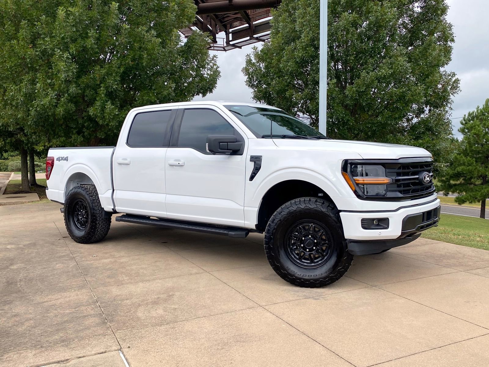 Used 2024 Ford F150 XLT w/ Equipment Group 302A MID