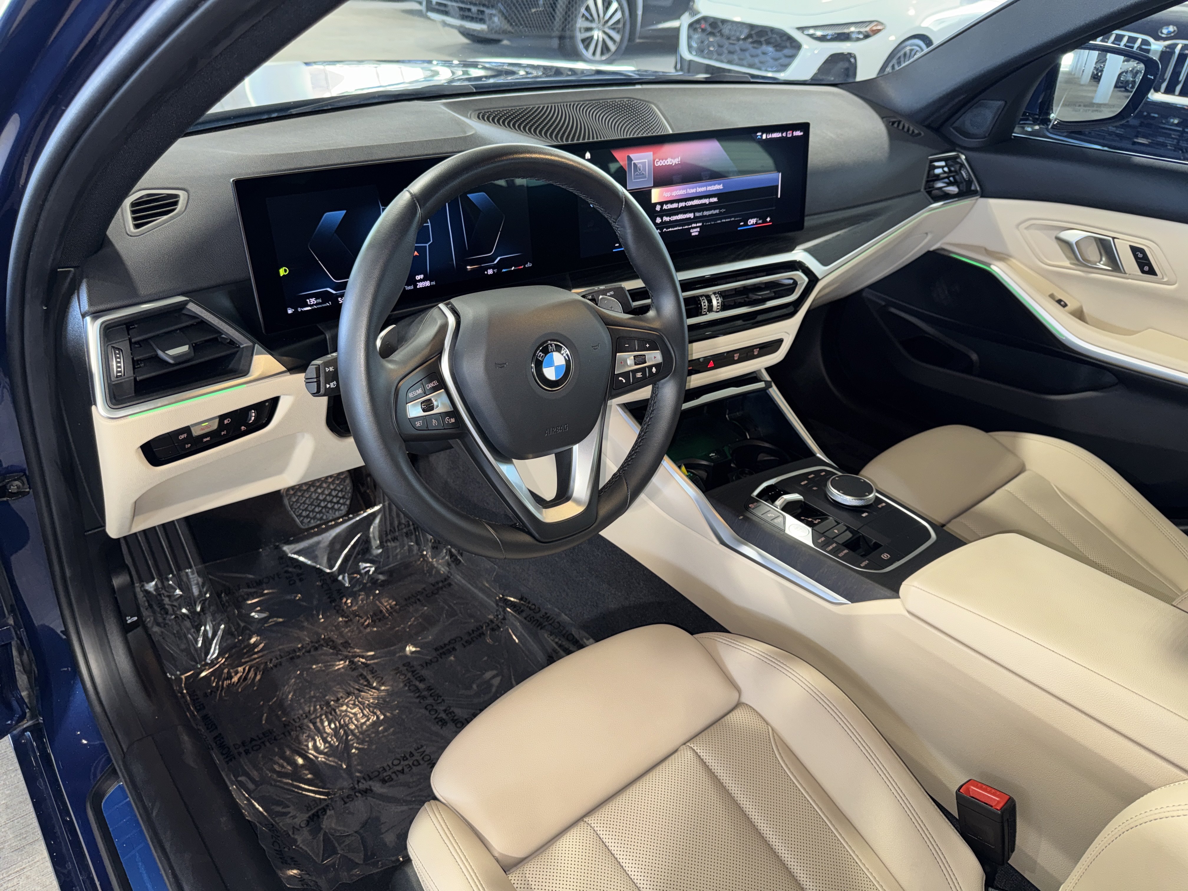 Used 2024 BMW 330i Sedan w/ Convenience Package RWD image 19