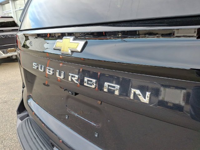Used 2026 Chevrolet Suburban LT w/ Comfort Package AWD/4WD image 41