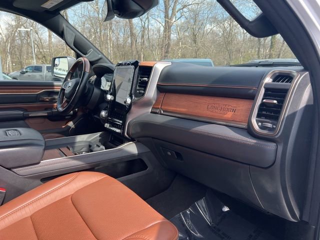 Used 2022 RAM 1500 Limited w/ Body-Colour Bumper Group image 29