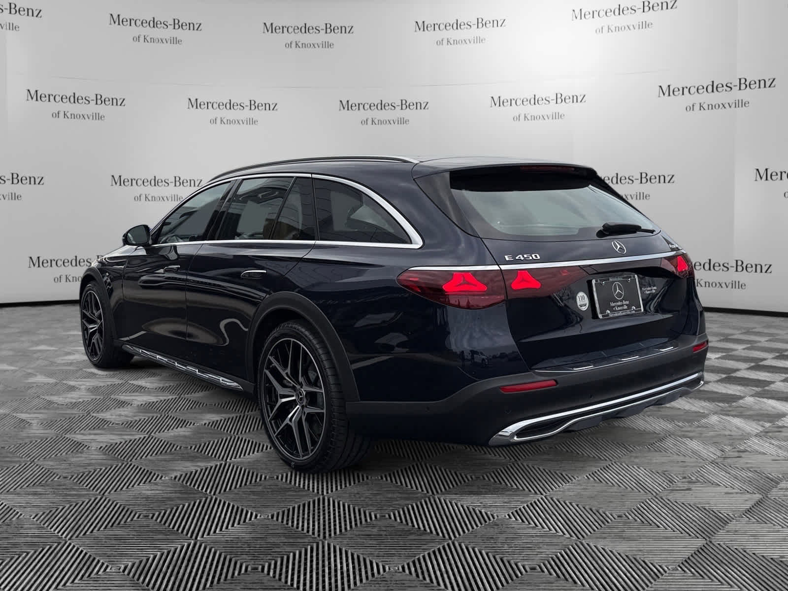 New 2026 Mercedes-Benz E 450 4MATIC All-Terrain Wagon image 3