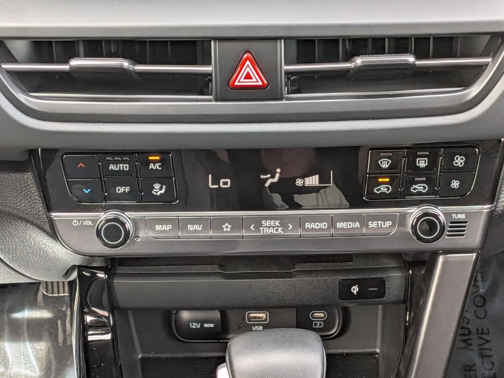Used 2025 Kia Seltos EX AWD/4WD image 28