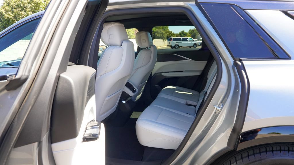 Certified 2024 Cadillac Lyriq Sport AWD/4WD image 11