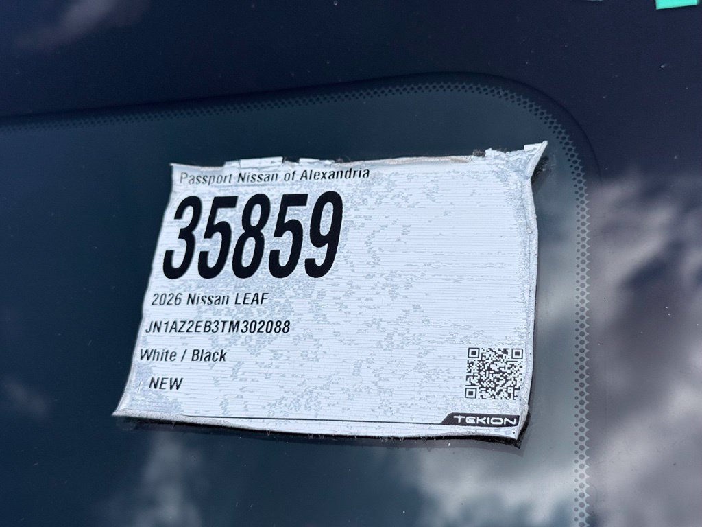 New 2026 Nissan Leaf Platinum+ w/ Illuminated Package FWD image 16