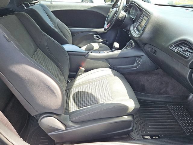 Used 2016 Dodge Challenger SXT RWD image 13
