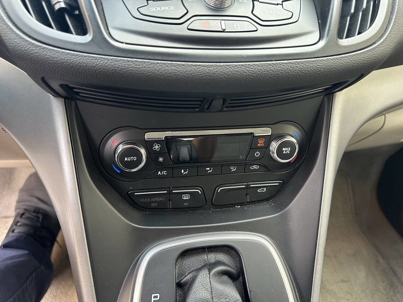 Used 2014 Ford Escape SE w/ Equipment Group 201A image 19