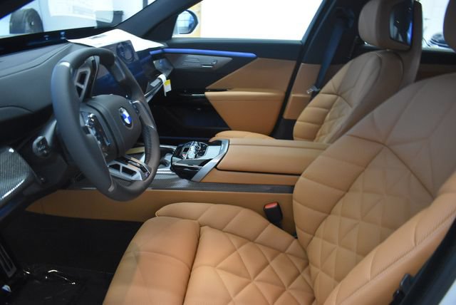 New 2027 BMW 740i xDrive w/ M Sport Package AWD/4WD image 22