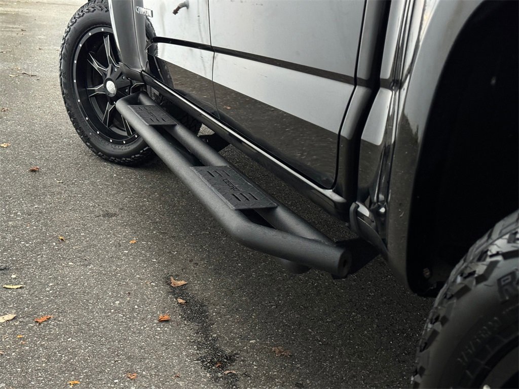 Used 2017 GMC Canyon SLT w/ Driver Alert Package image 28