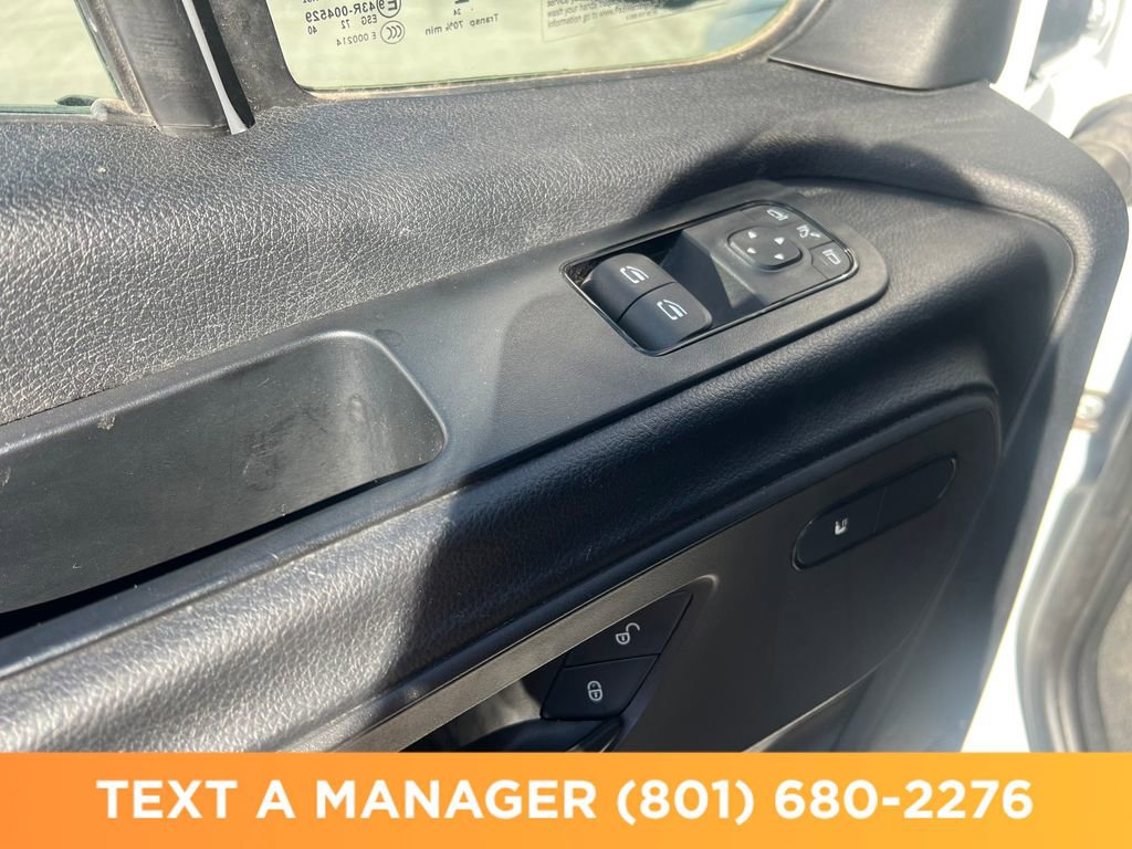 Used 2025 Mercedes-Benz Sprinter 2500 image 13