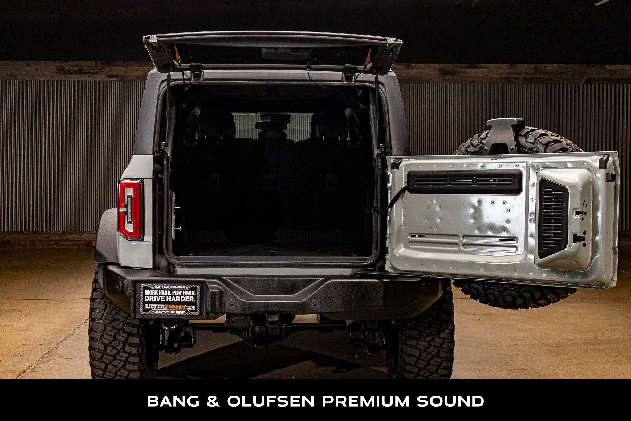 Used 2021 Ford Bronco Wildtrak image 9